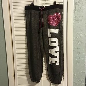 No Boundaries Cropped Joggers